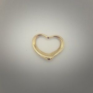 Tiffany & Co open heart designed by Elsa Peretti